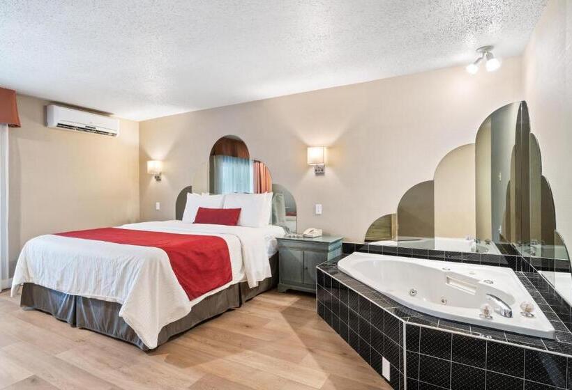 اتاق استاندارد با تخت بزرگ, Bromont