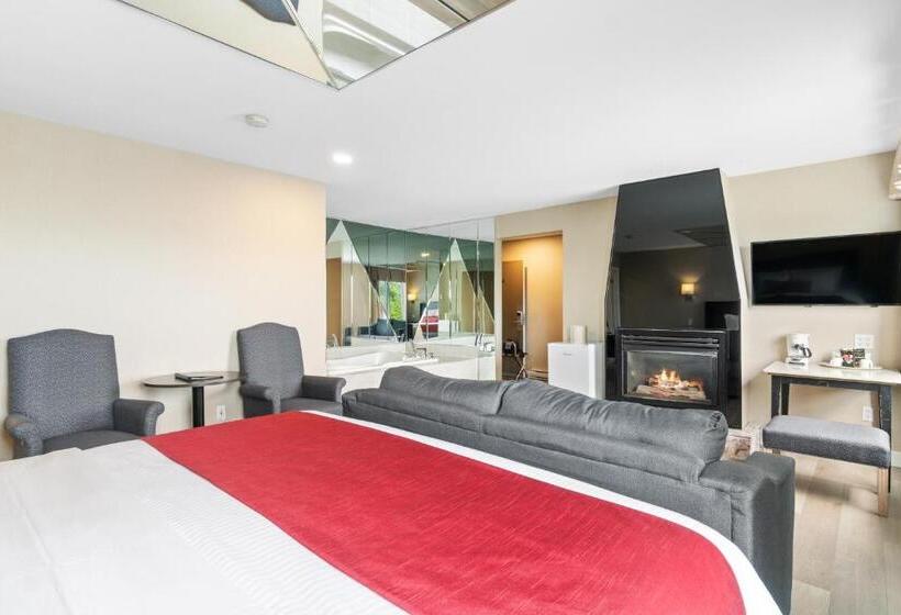 سوئیت جونیور با تخت بزرگ, Bromont