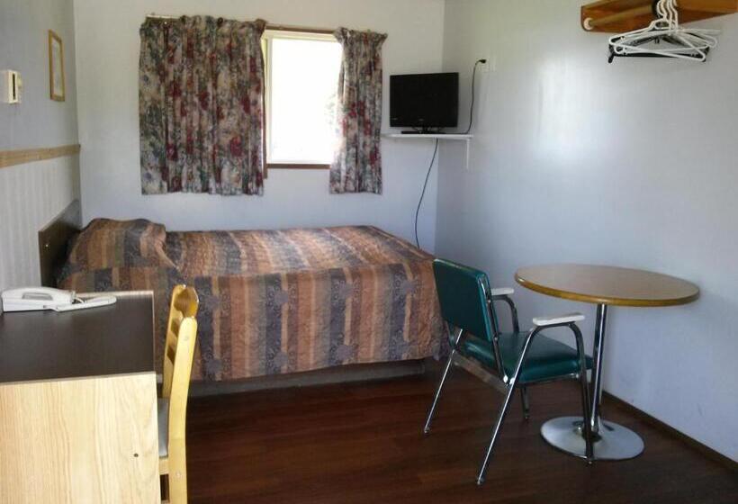 اتاق استاندارد یک نفره, Moosomin Motel