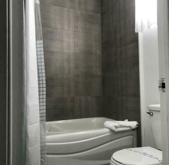 اتاق استاندارد با تخت بزرگ, Complexe Dix80