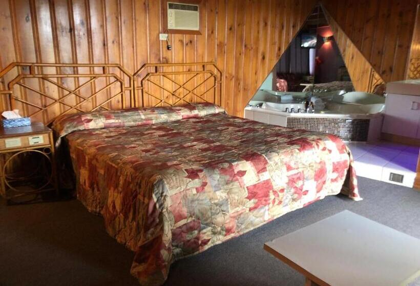 اتاق استاندارد با وان آب گرم, Motel Le Voyageur