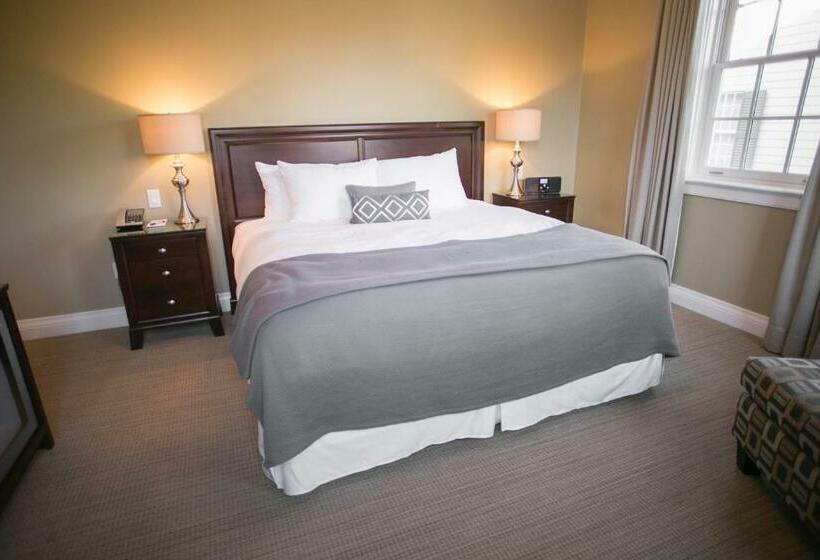 اتاق لوکس, 124 On Queen Hotel & Spa