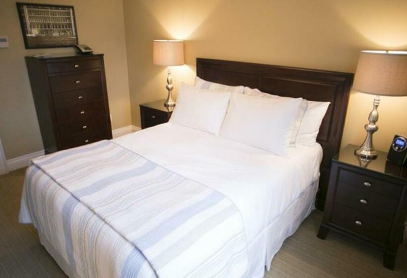 اتاق لوکس, 124 On Queen Hotel & Spa