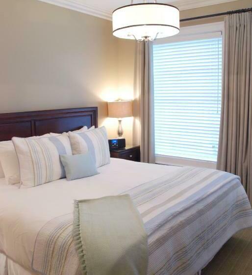 اتاق لوکس, 124 On Queen Hotel & Spa