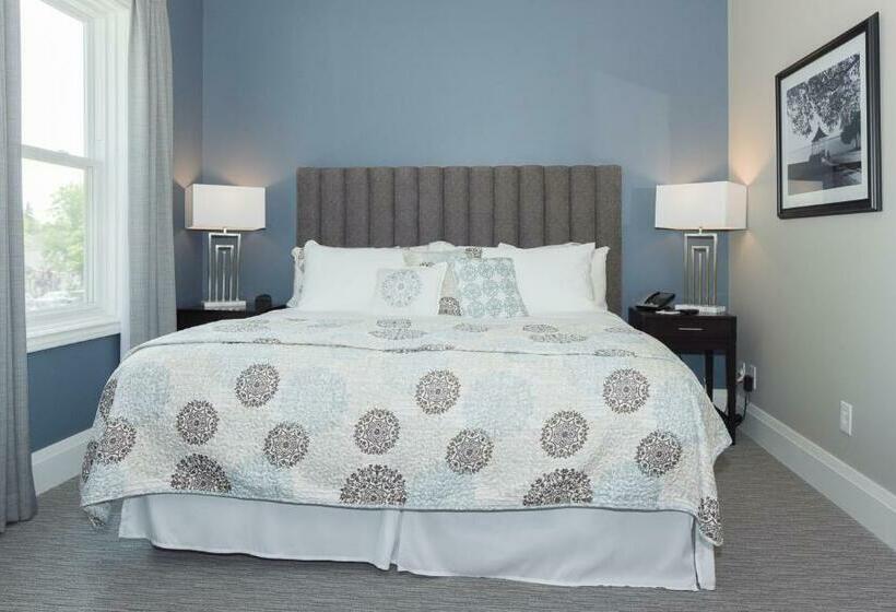 اتاق لوکس, 124 On Queen Hotel & Spa