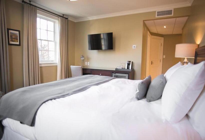 اتاق لوکس, 124 On Queen Hotel & Spa