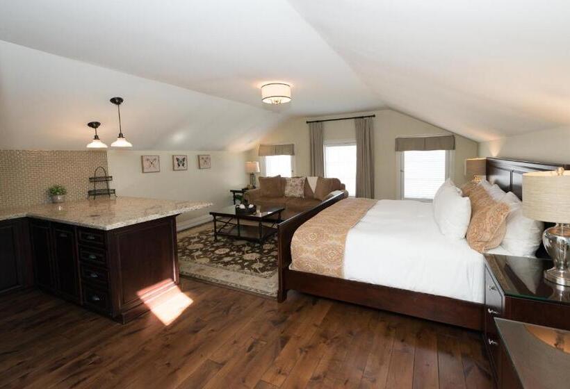 استودیوی استاندارد, 124 On Queen Hotel & Spa