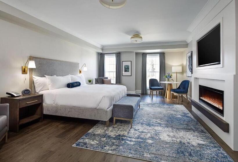 اتاق پرمیوم, 124 On Queen Hotel & Spa