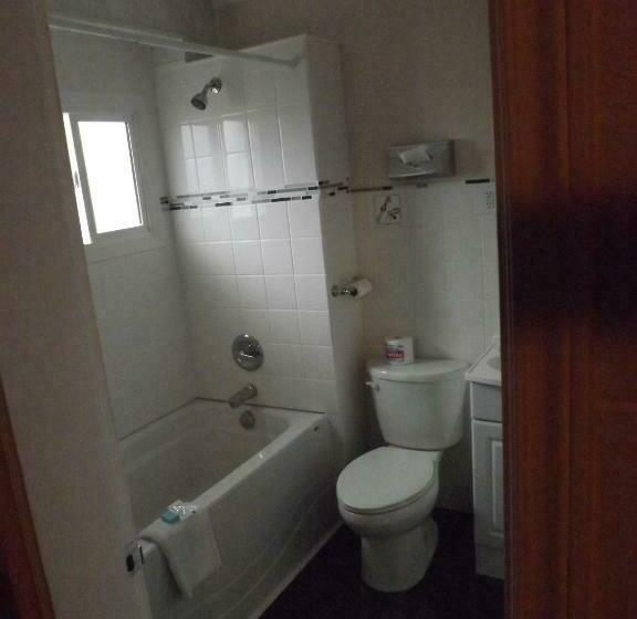 اتاق استاندارد, Travellers Motel