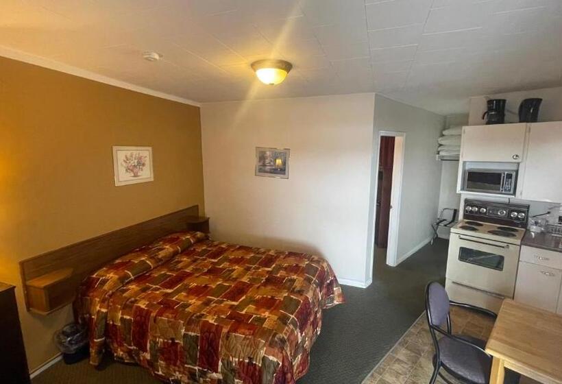سوییت, Travellers Motel
