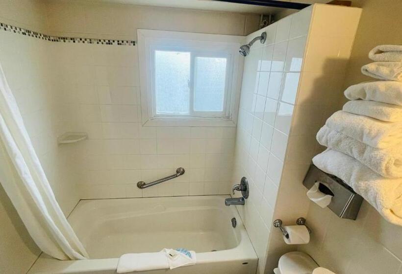 اتاق استاندارد, Travellers Motel