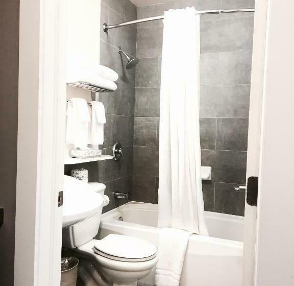 اتاق لوکس, Willow Bend Motel
