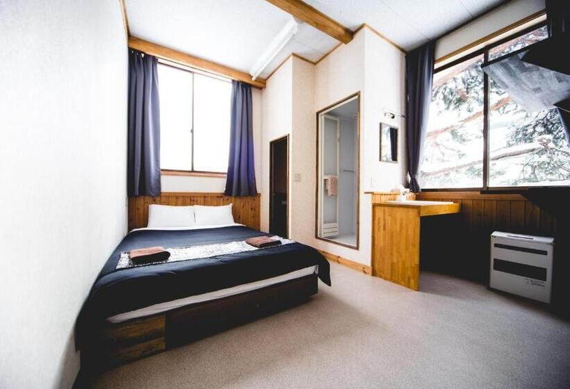 اتاق استاندارد, Hakuba Cortina Lodge