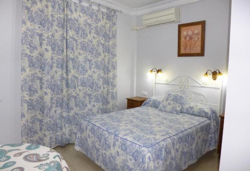 اتاق استاندارد, Hostal Virgen Del Rocio