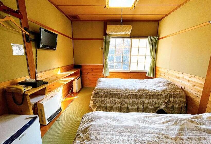 اتاق استاندارد با سرویس بهداشتی مشترک, Hakuba Pension & Log Hotel Meteor