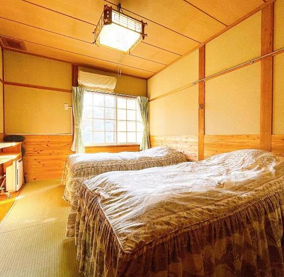 اتاق استاندارد با سرویس بهداشتی مشترک, Hakuba Pension & Log Hotel Meteor
