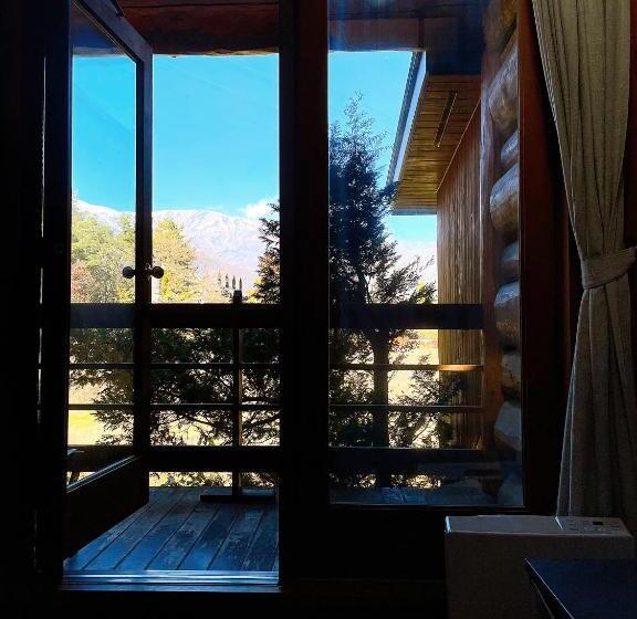 اتاق لوکس, Hakuba Pension & Log Hotel Meteor