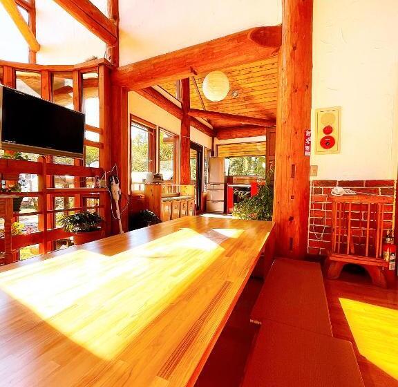 اتاق لوکس, Hakuba Pension & Log Hotel Meteor
