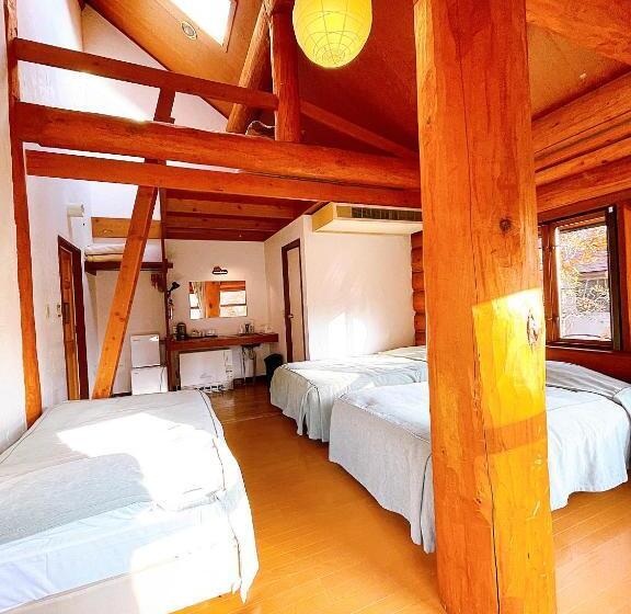 اتاق لوکس سه تخته, Hakuba Pension & Log Hotel Meteor