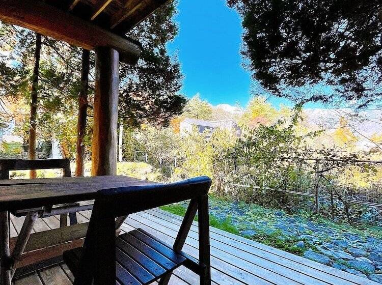 اتاق لوکس, Hakuba Pension & Log Hotel Meteor