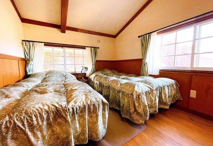 اتاق استاندارد چهار تخته, Hakuba Pension & Log Hotel Meteor