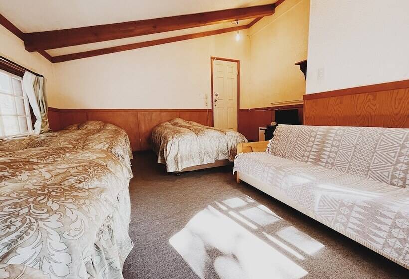 اتاق استاندارد سه نفره, Hakuba Pension & Log Hotel Meteor