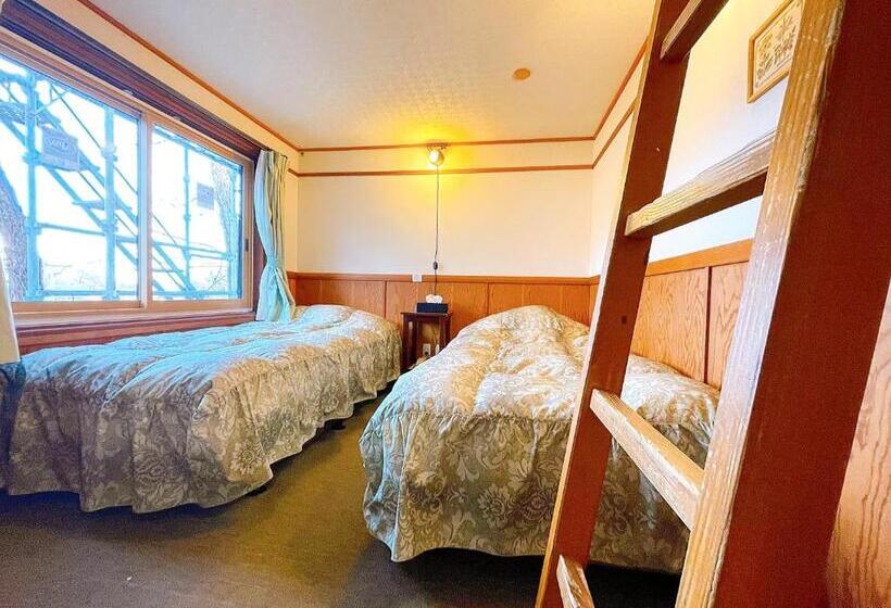 اتاق استاندارد سه نفره, Hakuba Pension & Log Hotel Meteor