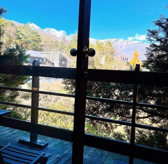 اتاق لوکس, Hakuba Pension & Log Hotel Meteor