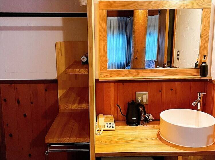 اتاق استاندارد سه نفره, Hakuba Pension & Log Hotel Meteor