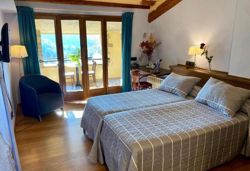 اتاق استاندارد سه نفره, Campalans Hotel Rural Bungalows Mobilhomes