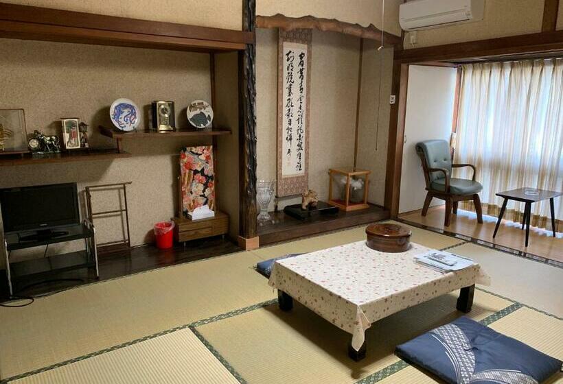 اتاق استاندارد, Hoshi Ryokan