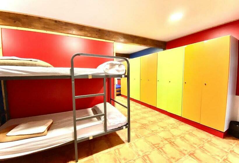 تختخواب در اتاق مشترک, Hostel Albergue Paradiso