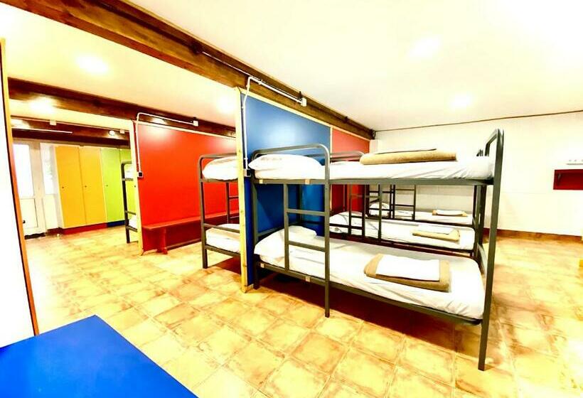 تختخواب در اتاق مشترک, Hostel Albergue Paradiso
