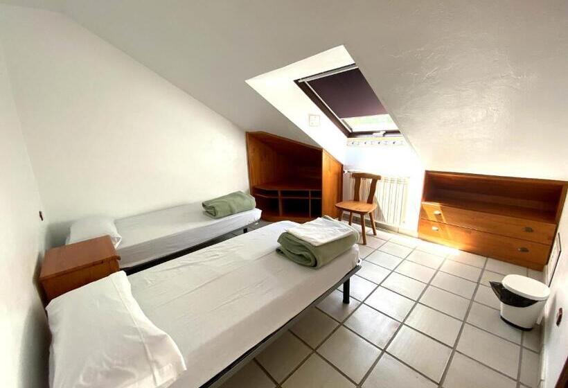آپارتمان 1 خوابه با چشم‌انداز استخر, Hostel Albergue Paradiso