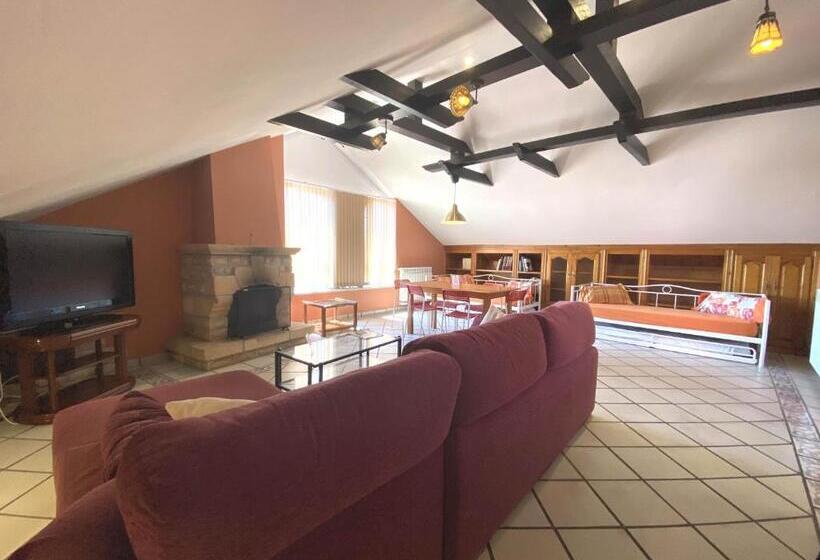 آپارتمان 1 خوابه با چشم‌انداز استخر, Hostel Albergue Paradiso