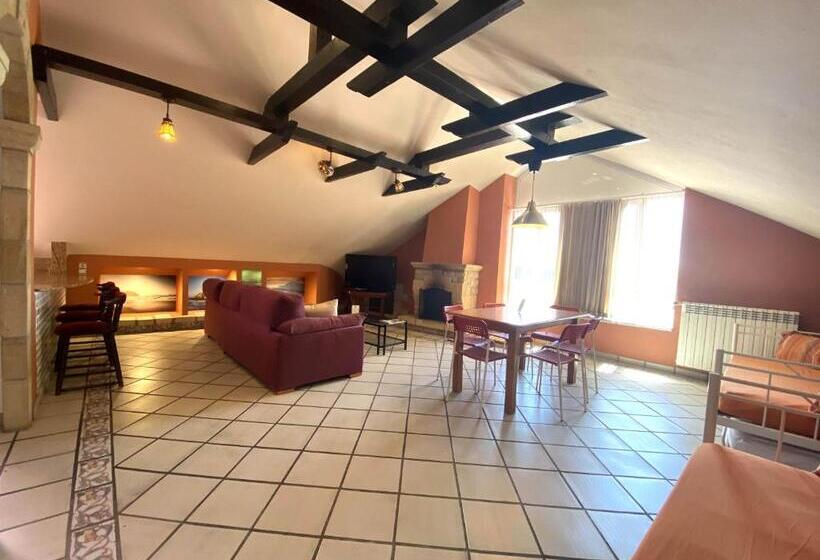 آپارتمان 1 خوابه با چشم‌انداز استخر, Hostel Albergue Paradiso