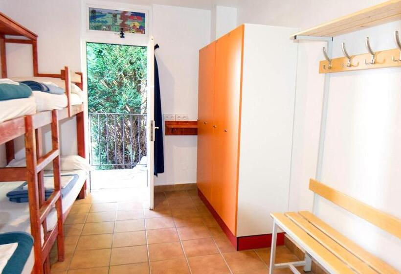 اتاق استاندارد چهار تخته, Hostel Albergue Paradiso