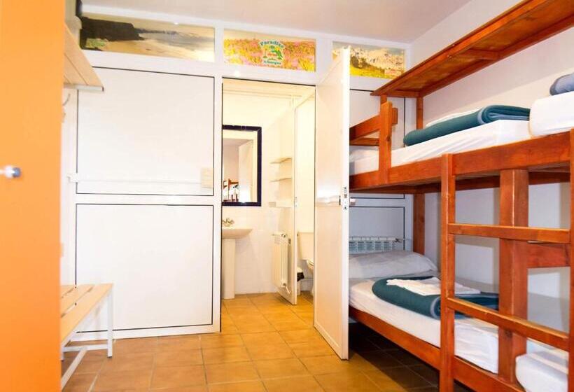 اتاق استاندارد چهار تخته, Hostel Albergue Paradiso