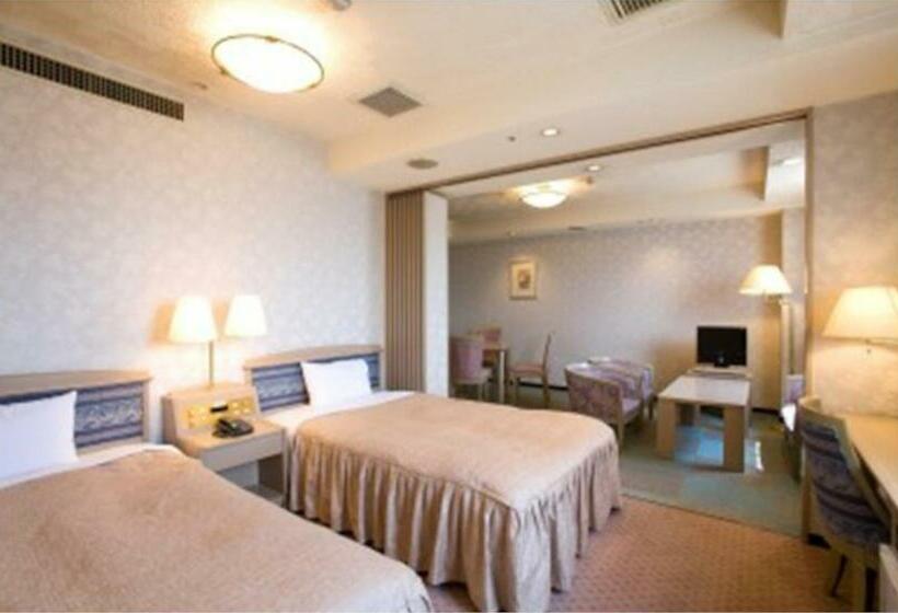 اتاق اجرایی, Highness Hotel Kurume