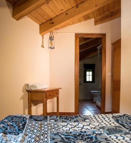 اتاق استاندارد, Hospedaje Rural Casa Parri