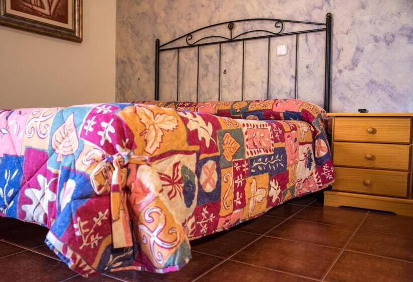 اتاق استاندارد, Hospedaje Rural Casa Parri