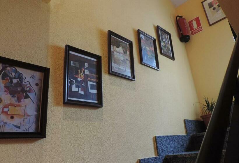 اتاق استاندارد, Hostal Sali