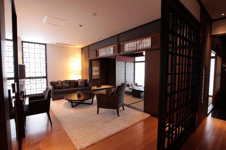 סוויטה אקזקיוטיב, Kizashi The Suite 京都祇園