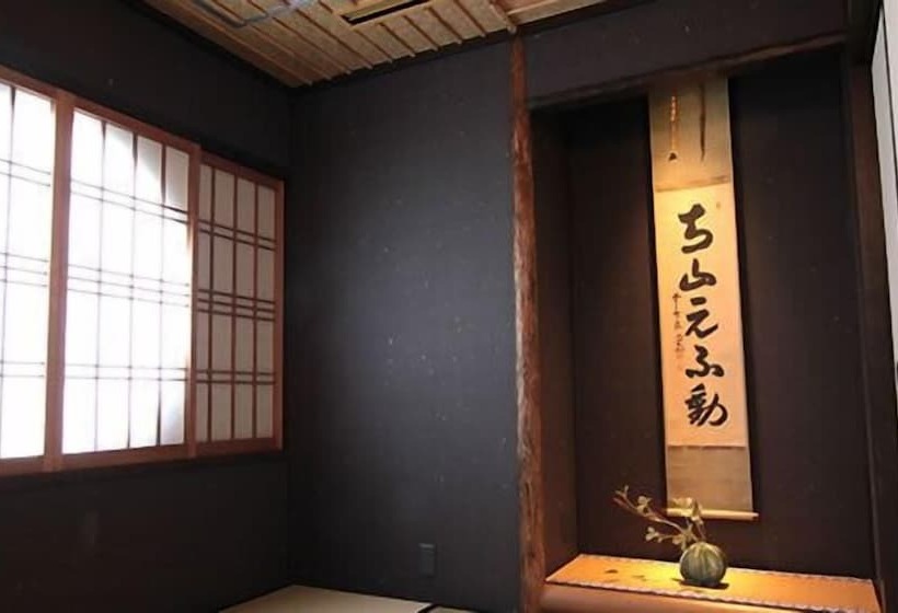 סוויטה, Kizashi The Suite 京都祇園