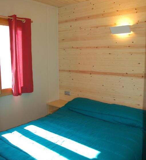 بانگلوی استاندارد, Camping Terra Alta