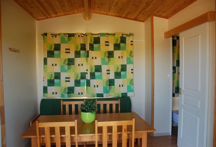 بانگلوی استاندارد 2 خوابه, Camping Terra Alta