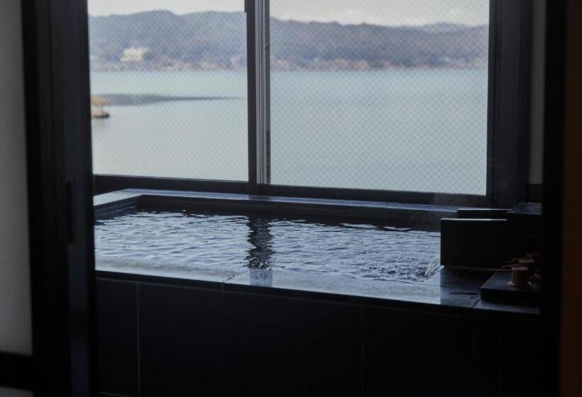 اتاق استاندارد سه نفره, Kamisuwa Onsen Shinyu