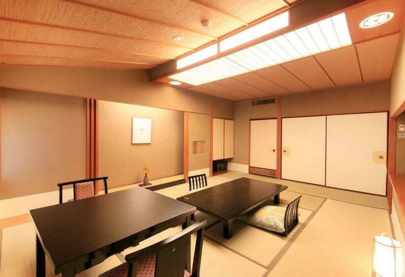 اتاق استاندارد با سرویس بهداشتی مشترک, Shikitei Morioka Tsunagionsen
