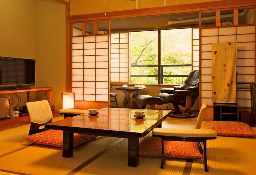 اتاق استاندارد, Tsuruya Ryokan