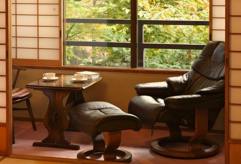 اتاق استاندارد, Tsuruya Ryokan